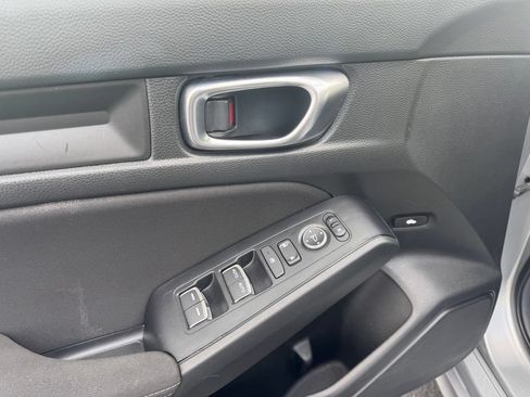 Used 2025 Honda Civic LX image 3