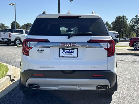 Used 2023 GMC Acadia SLT w/ Technology Package image 9