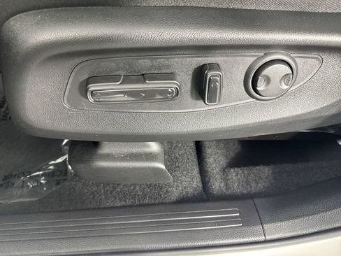 Used 2026 Honda CR-V EX image 23