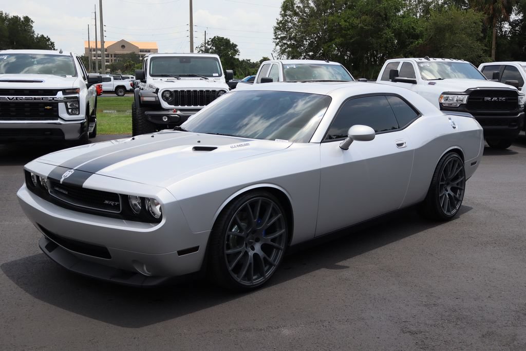 Used 2008 Dodge Challenger SRT8 RWD image 5