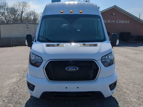 Used 2025 Ford Transit 350 XLT image 7