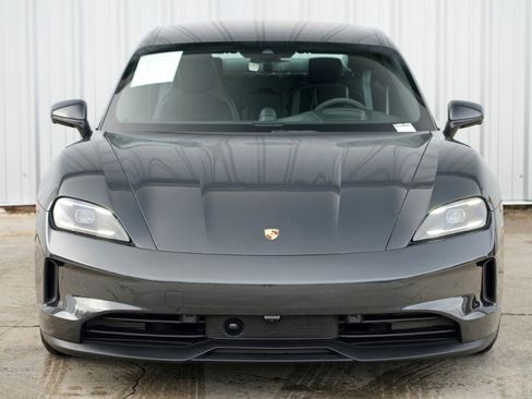 Used 2025 Porsche Taycan 4S w/ Premium Package image 53
