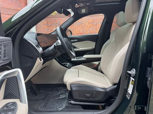 Certified 2025 BMW X1 xDrive28i w/ Technology Package image 21