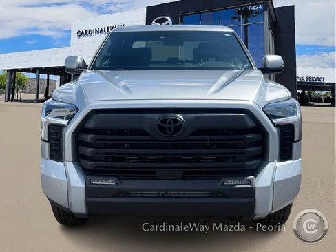Used 2025 Toyota Tundra SR5 w/ SR5 Convenience Package AWD/4WD image 6
