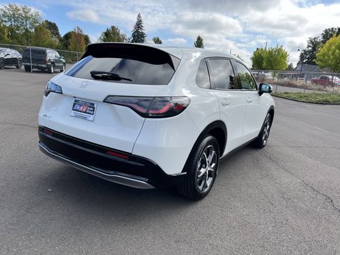Used 2023 Honda HR-V EX-L image 5