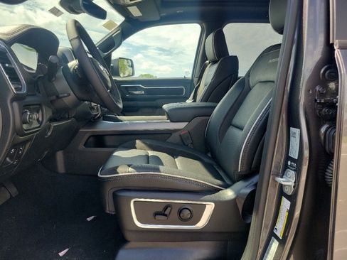 Used 2025 RAM 1500 Laramie RWD image 11