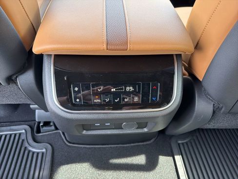 New 2026 Nissan Armada SL w/ Captain's Chari Seat Package RWD image 18