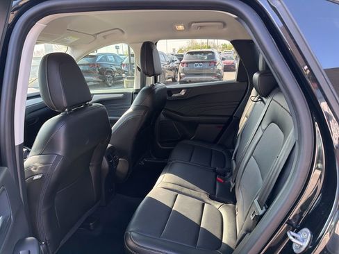 Used 2022 Ford Escape SEL image 19