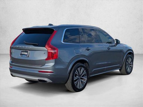 Used 2020 Volvo XC90 T5 Momentum image 5