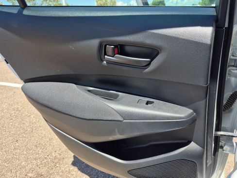 Used 2024 Toyota Corolla LE FWD image 18