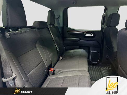 Used 2023 Chevrolet Silverado 1500 LT AWD/4WD image 29