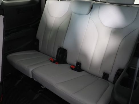 Used 2024 Hyundai Palisade SEL image 22