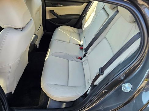 Used 2021 MAZDA MAZDA3 s image 23