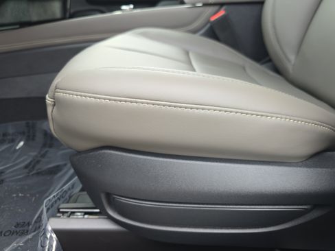 New 2026 Lincoln Corsair Premiere image 28