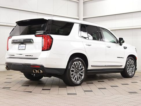 Used 2023 GMC Yukon Denali Ultimate AWD/4WD image 8