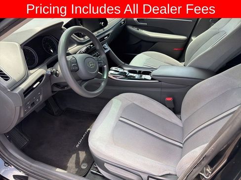 Used 2022 Hyundai Sonata SE w/ Cargo Package FWD image 9