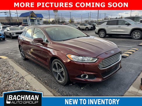 Used 2015 Ford Fusion Titanium w/ Terracotta Package image 2