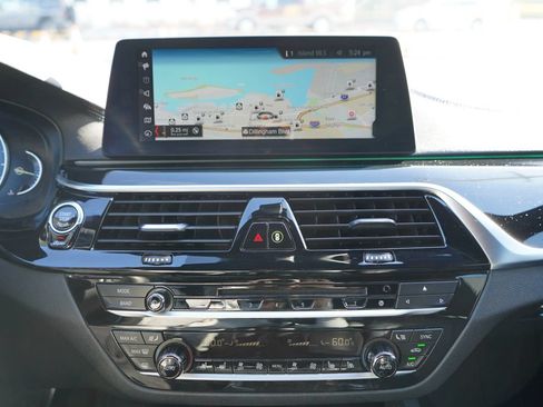 Used 2018 BMW M550i xDrive AWD/4WD image 12