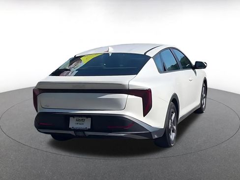 Used 2025 Kia K4 FWD image 15