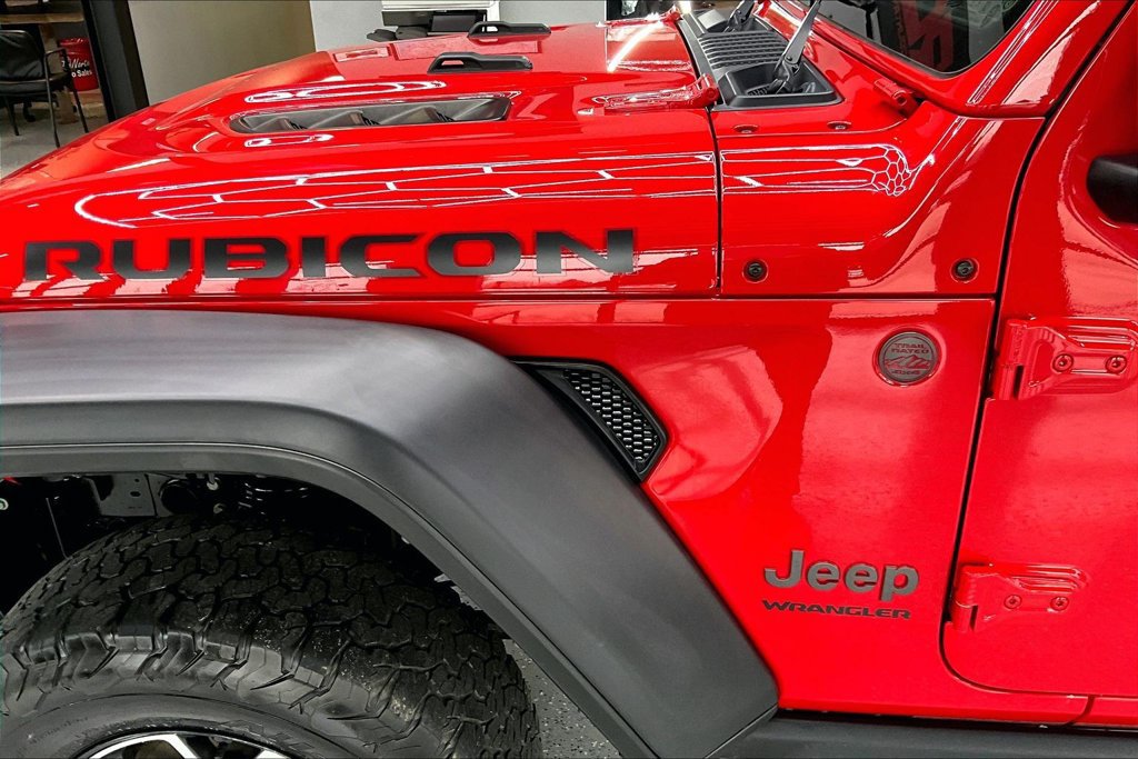 Used 2023 Jeep Wrangler Rubicon w/ LED Lighting Group AWD/4WD image 24