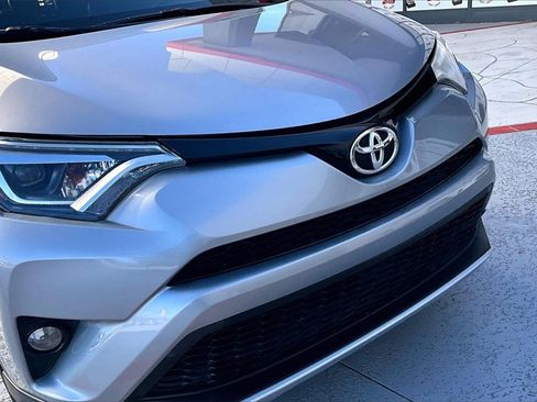 Used 2016 Toyota RAV4 SE image 27