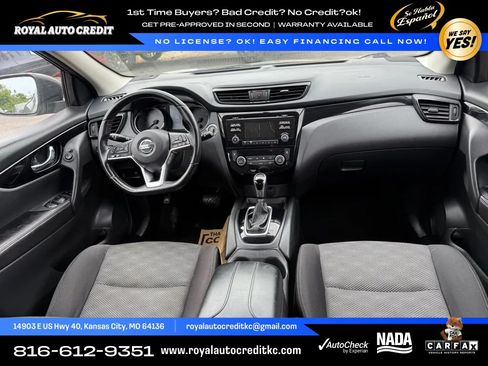Used 2017 Nissan Rogue Sport SV w/ SV All-Weather Package AWD/4WD image 8