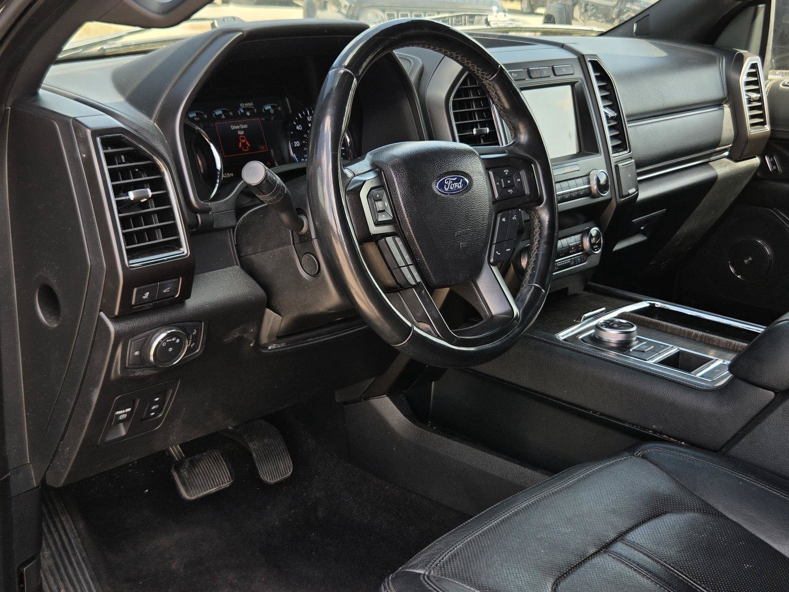 Used 2020 Ford Expedition Limited RWD image 25