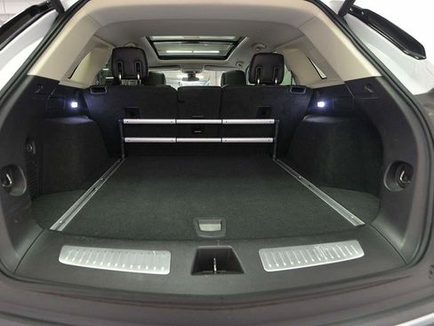 Used 2019 Cadillac XT5 Luxury image 11