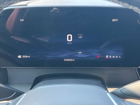 Used 2026 Chevrolet Traverse LT FWD image 21