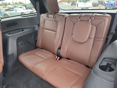 New 2025 Lincoln Aviator Reserve w/ Illumination Package image 12