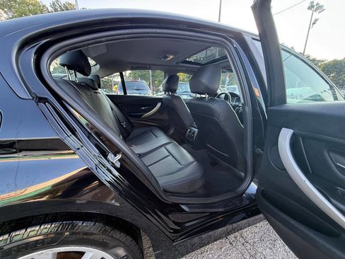 Used 2016 BMW 320i xDrive Sedan image 10