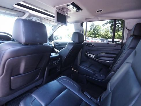 Used 2015 Chevrolet Suburban LT AWD/4WD image 36