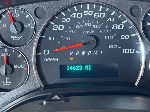 Used 2024 Chevrolet Express 2500 w/ Driver Convenience Package image 36