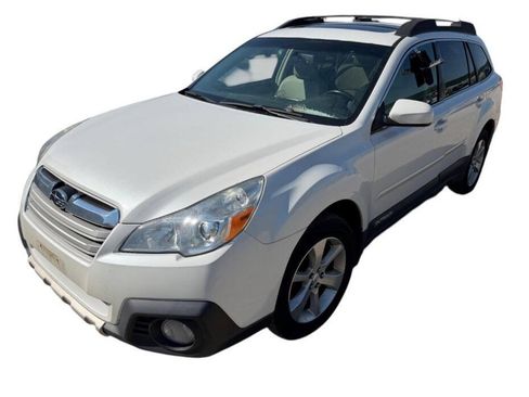 Used 2013 Subaru Outback 2.5i Limited w/ Moonroof Pkg AWD/4WD image 1