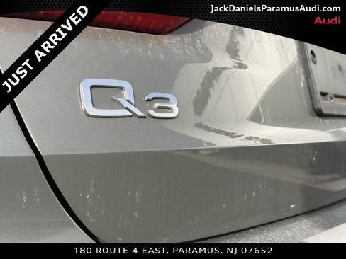 Used 2023 Audi Q3 2.0T Premium w/ Convenience Package image 14