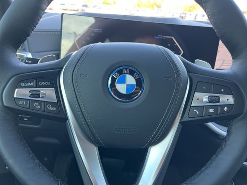 New 2026 BMW X5 xDrive50e w/ Climate Comfort Package image 13