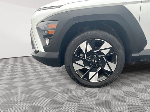 Certified 2024 Hyundai Kona SEL w/ Convenience Package AWD/4WD image 12