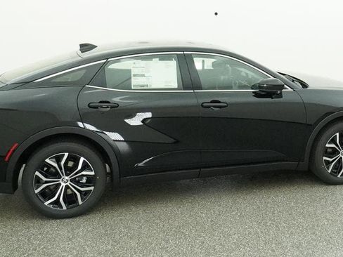 New 2026 Toyota Crown AWD/4WD image 10