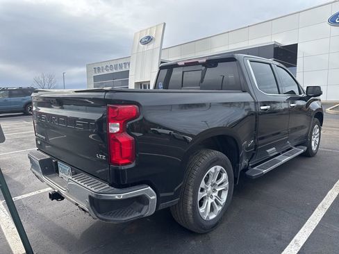 Used 2022 Chevrolet Silverado 1500 LTZ image 5