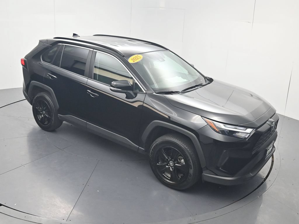 Used 2025 Toyota RAV4 XLE AWD/4WD image 50