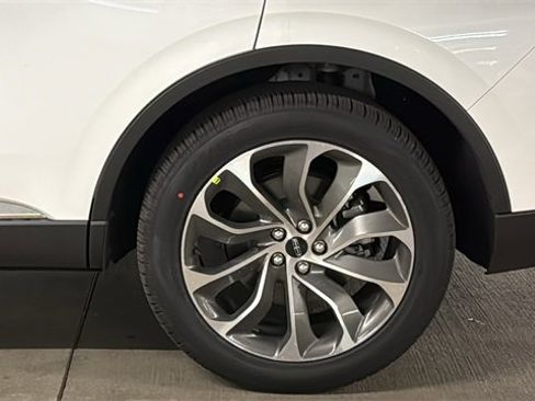 New 2026 Lincoln Aviator Reserve image 4