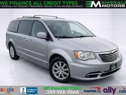Used 2016 Chrysler Town & Country Touring
