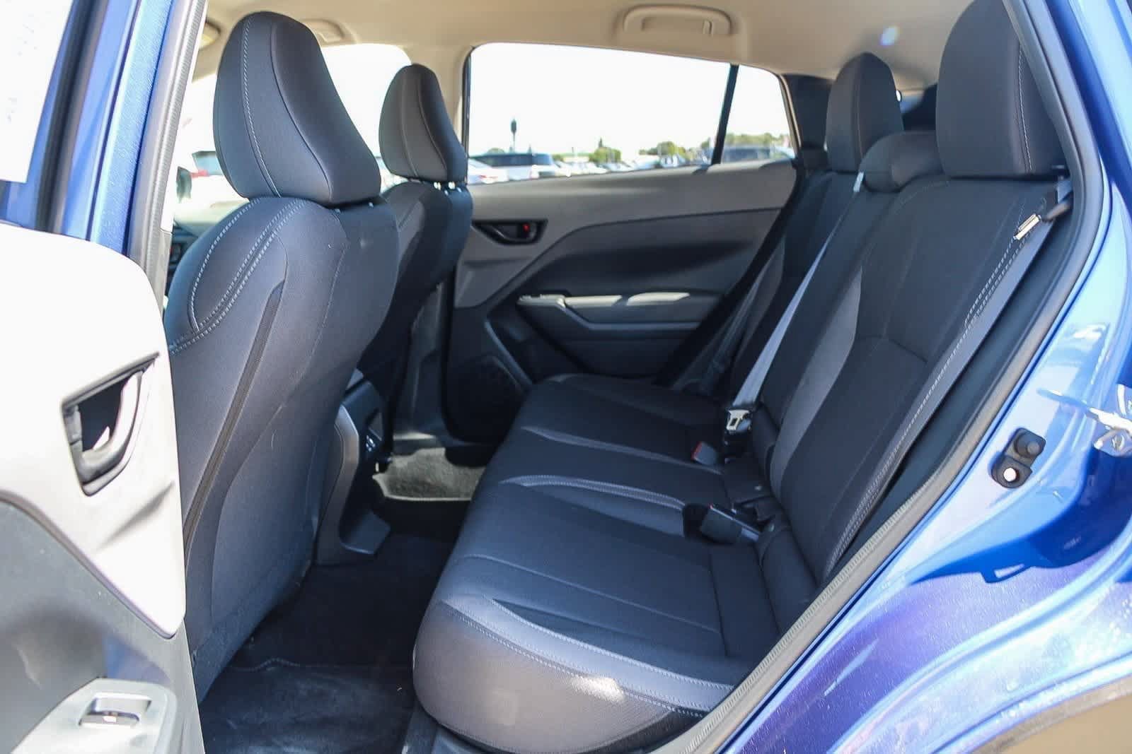 Certified 2025 Subaru Crosstrek 2.5i Premium AWD/4WD image 3