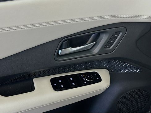 Used 2024 Nissan Ariya ENGAGE image 15