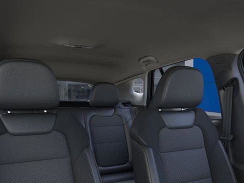 New 2026 Chevrolet Trax LT w/ Driver Confidence Package FWD image 24