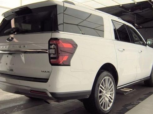 Used 2023 Ford Expedition Max Limited image 9