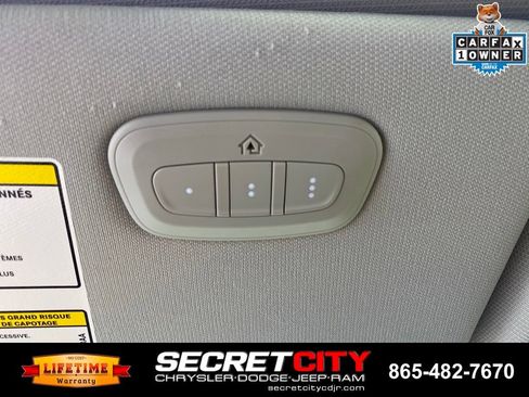 Used 2019 Jeep Cherokee Trailhawk AWD/4WD image 19
