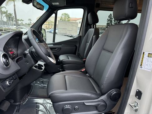 New 2025 Mercedes-Benz Sprinter 2500 image 2