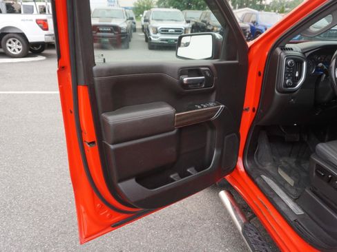 Used 2019 Chevrolet Silverado 1500 LT w/ All-Star Edition AWD/4WD image 11
