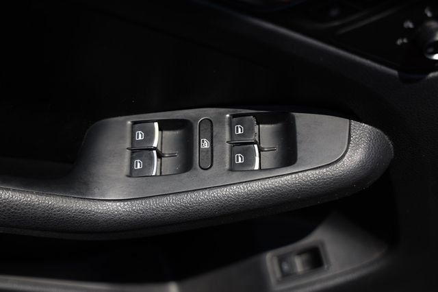 Used 2017 Volkswagen Jetta GLI FWD image 45